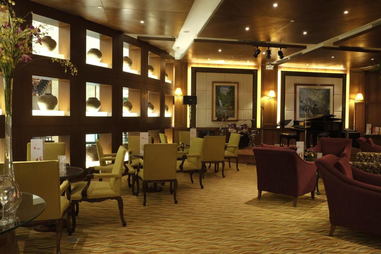 Hotel Marco Polo Plaza Cebu Zewnętrze zdjęcie The lounge at the airport