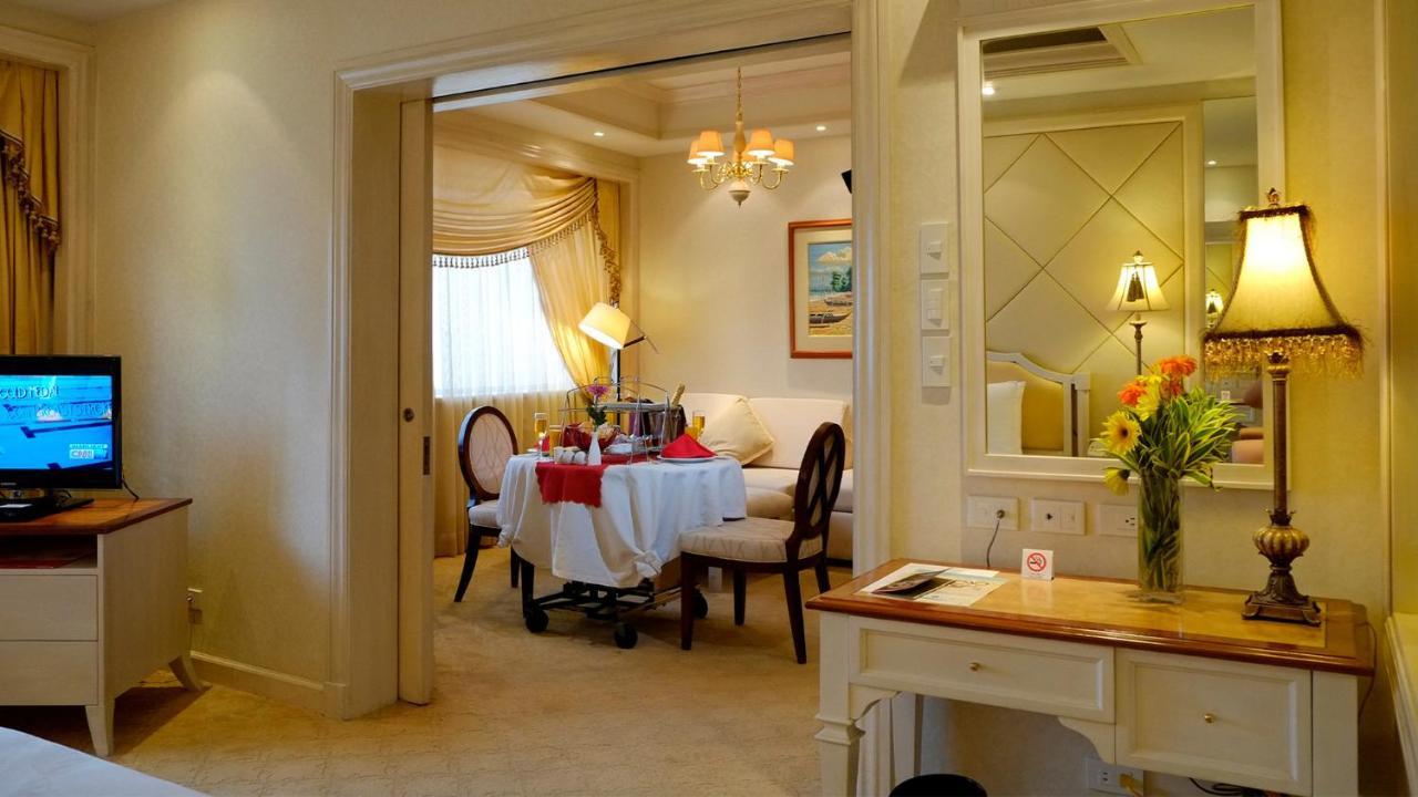 Hotel Marco Polo Plaza Cebu Zewnętrze zdjęcie A suite at the hotel